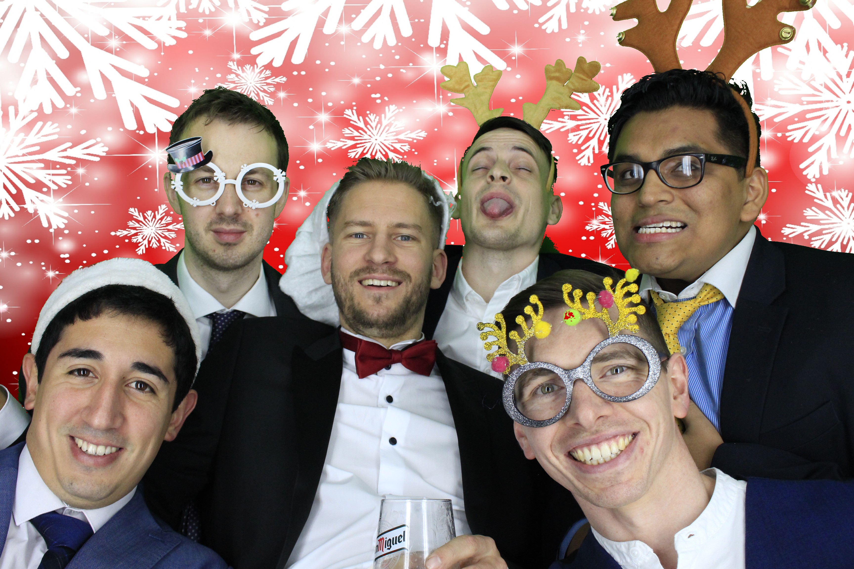 Acosta Europe Christmas Party 2018 | View more photos from the event at gallery.myphotoboothexperience.co.uk/u/MyPhotoBoothExperienceLtd/Acosta-Europe-Christmas-Party-2018